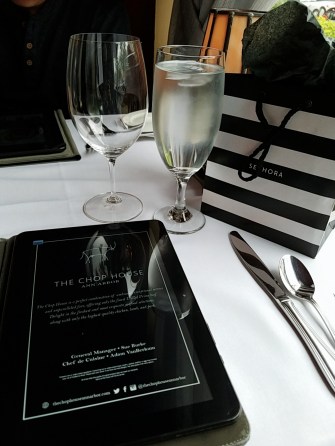 B612_20181001_181418_697